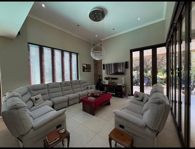 4 BEDROOM HOUSE FOR SALE IN EMFULENI GOLF ESTATE